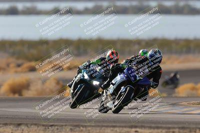 media/Dec-18-2022-SoCal Trackdays (Sun) [[8099a50955]]/Turn 14 (940am)/